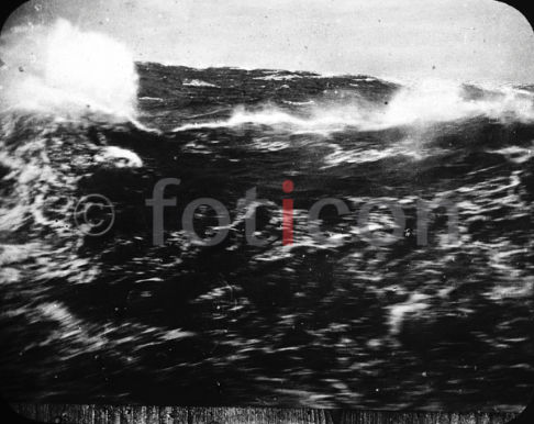 Die tosende See | The raging sea - Foto foticon-600-simon-meer-363-004-sw.jpg | foticon.de - Bilddatenbank für Motive aus Geschichte und Kultur